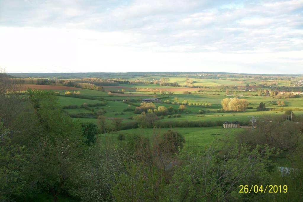 Gite A La Ferme Villa Rouvroy Bagian luar foto